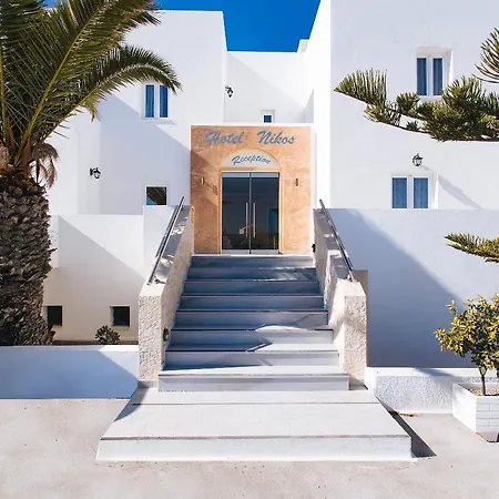 Nikos Aparthotel Ia