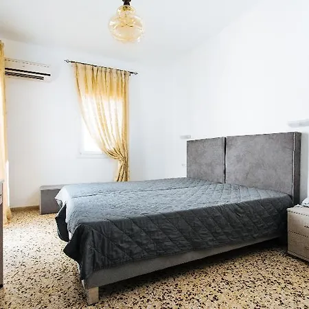 Nikos Aparthotel Ia